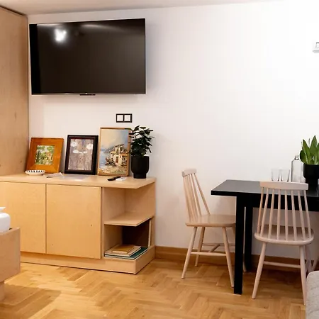 Luxury 12-4 Пловдив